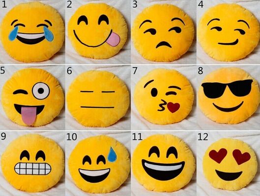 Подушка спать младенца желтого смайлика Emoji круглая заполненная для домашней пользы