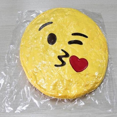 Подушка спать младенца желтого смайлика Emoji круглая заполненная для домашней пользы