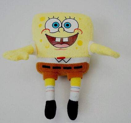 Шарж полного комплекта семьи SpongeBob заполнил игрушки, пинк/зеленый цвет/красный цвет/желтый цвет